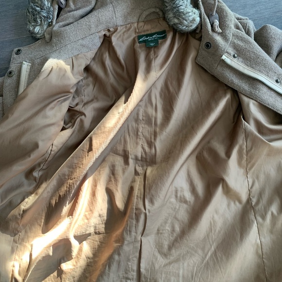 Women’s S Tan Eddie Bauer 50% Wool Coat and Faux Fur Hood - Picture 7 of 12